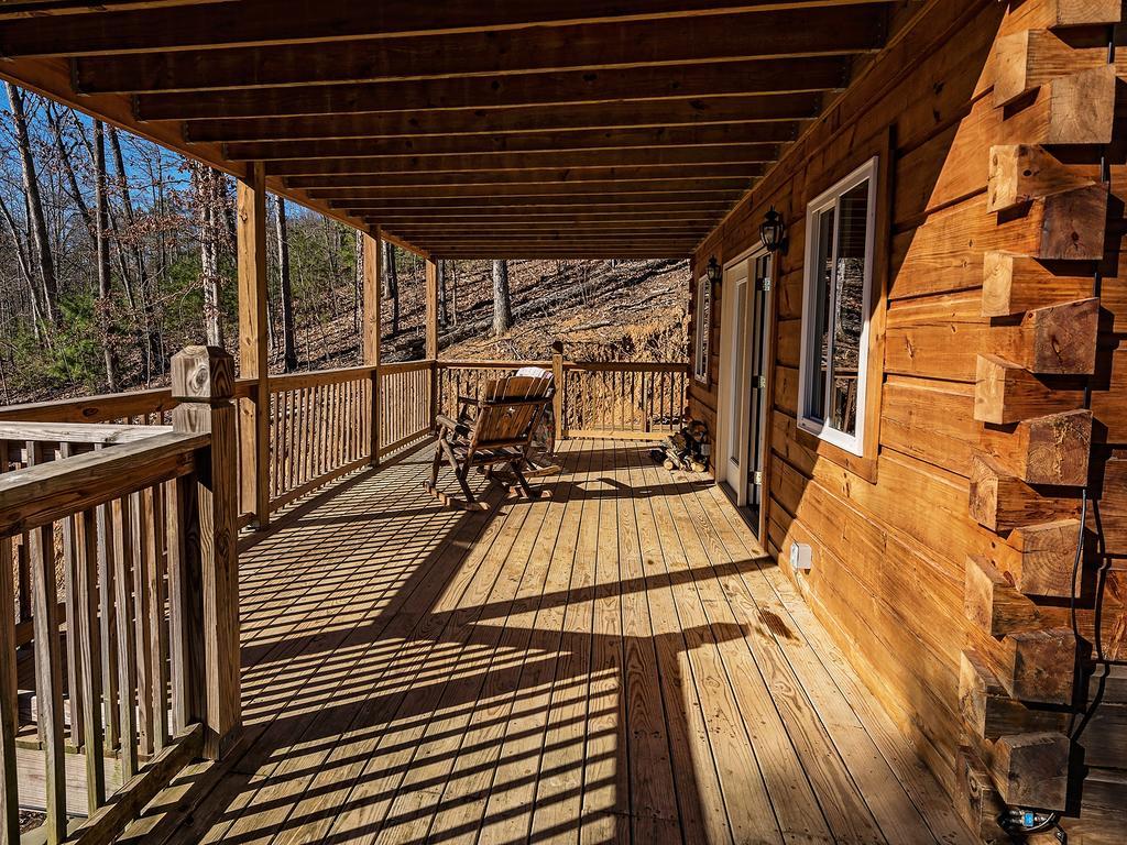 Log Cabin In Smoky Mountains Sevierville Room photo