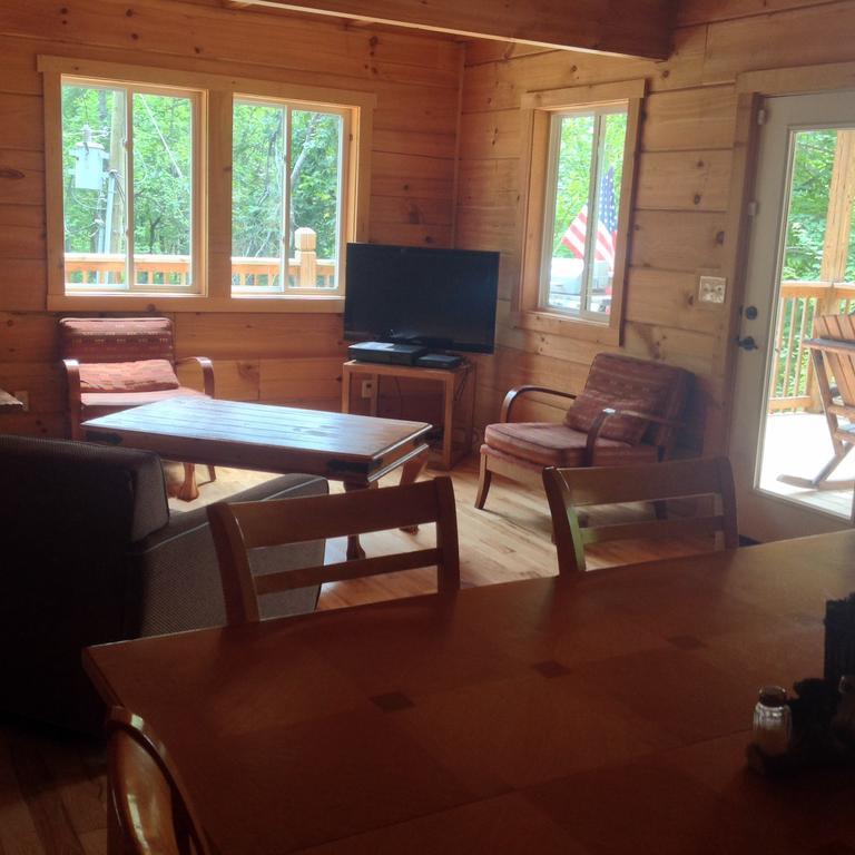 Log Cabin In Smoky Mountains Sevierville Room photo