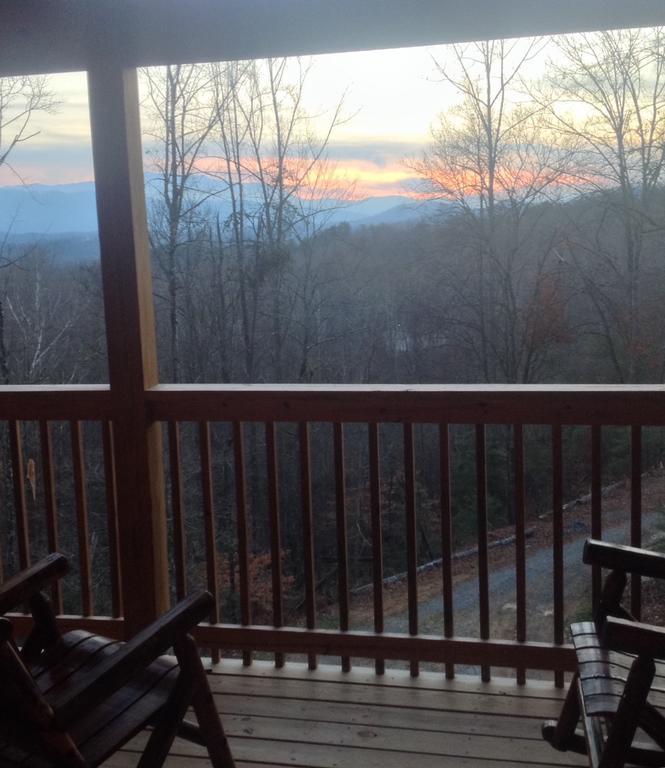 Log Cabin In Smoky Mountains Sevierville Room photo